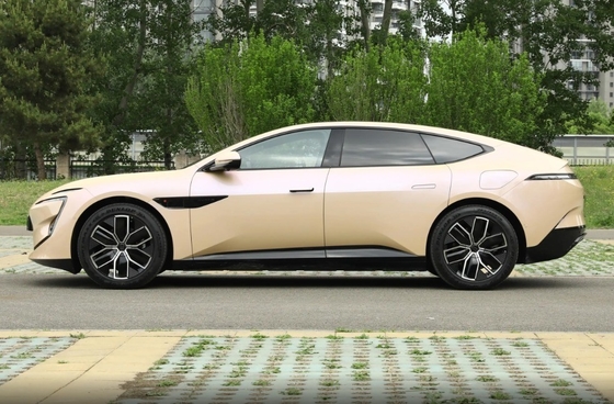 2024 700 Triple Laser Heckantrieb Luxus-Mittel- und Großwagen 4-Türer 5-Sitzer Karosserie Struktur