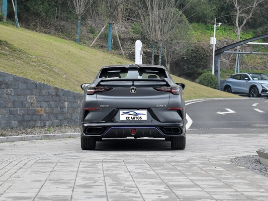 Changan Uni-T 1.5T 2.0T 188HP 138KW 300NM Gas/Benzin Kompakt SUV mit Panorama-Sonnendach