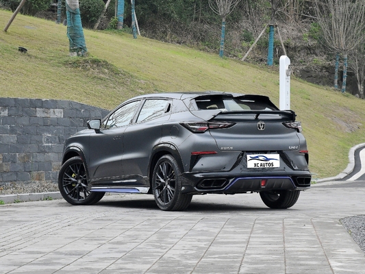 Changan Uni-T 1.5T 2.0T 188HP 138KW 300NM Gas/Benzin Kompakt SUV mit Panorama-Sonnendach