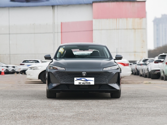 Changan Yida 2023 1.5T GDI Automatische Navigation Kompakt 4-Türer 5-Sitzer Komfortablen Auto