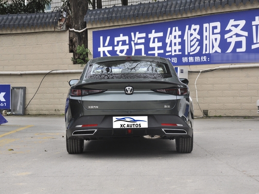Changan Yida Sportwagen 2023 AWD Benzin Gebrauchtwagen mit Multifunktionslenkrad
