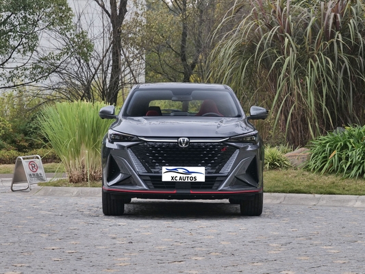 Luxus 2024 Changan Auchan X5 PLUS 1.5T DCT ausgezeichnetes Modell 5 Sitzplätze Benzinfahrzeuge