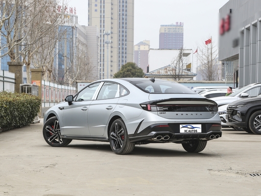 2024 Sonata 2.0T FWD mit automatischem Getriebe, Ledersitzen und R19-Reifen Euro VI-konform