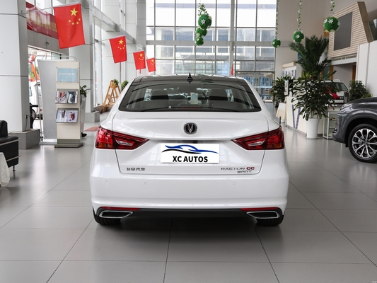 Kompakte 2022 Changan Ruicheng CC 1.4T DCT Limousine mit Macpherson Vorderfahrfederung