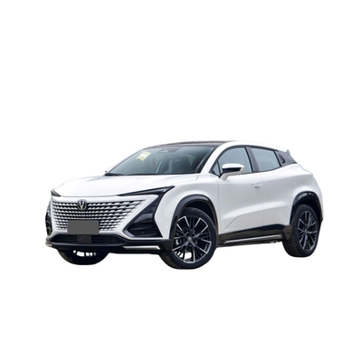Changan Unit-t 1,5 t Fwd Benzinwagen mit maximaler Leistung von 100-150 PS und 6 Radaren