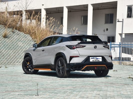 Changan Unit-t 1,5 t Fwd Benzinwagen mit maximaler Leistung von 100-150 PS und 6 Radaren