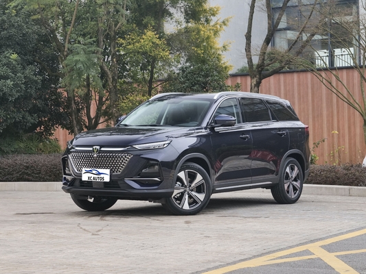 Changan X7 Plus 1.5T Dual-Clutch Smart SUV 24 Modelle 5 Sitzplätze Vordere Scheibenrücken Scheibenbremsen
