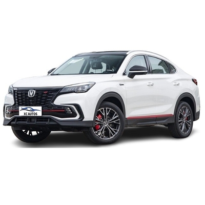 Changan CS85 COUPE 1.5T 2WD Mid SUV Voiture mit 138 188PS Maximalleistung und Touchscreen