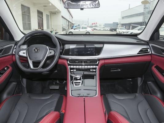 Changan CS85 COUPE 1.5T 2WD Mid SUV Voiture mit 138 188PS Maximalleistung und Touchscreen