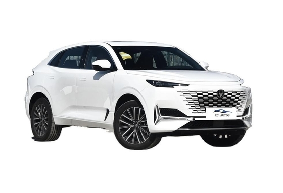 2023 Changan UNI-K Hybrid SUV Luxusmodell mit Panorama-Sonnendach und Benzinhandbuch