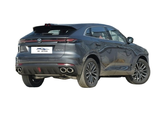 2023 Changan UNI-K Hybrid SUV Luxusmodell mit Panorama-Sonnendach und Benzinhandbuch
