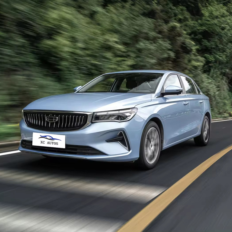 Geely Emgrand Limousine mit Macpherson-Vorfahrung und R16-Reifengröße