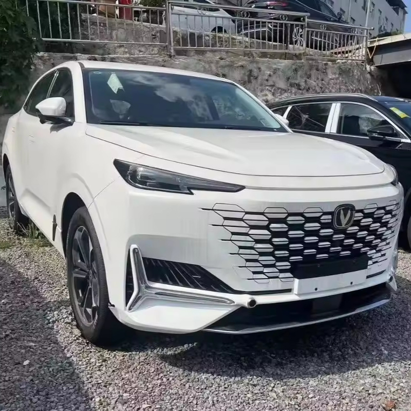 2023 Changan SUV CS75 Plus 5-Sitzer SUV Benzinwagen mit elektrischem Lenksystem