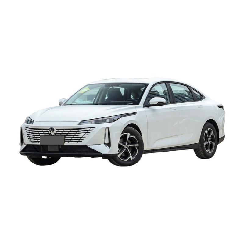 Leder Sitze Changan Eado Links Hand Limousine 5 Sitze mit 1,4 t 1,6 l Motor Benzin Auto