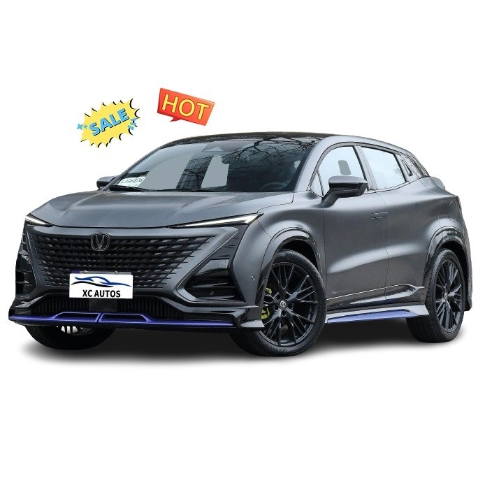 Changan Uni-T 1.5T 2.0T 188HP 138KW 300NM Gas/Benzin Kompakt SUV mit Panorama-Sonnendach